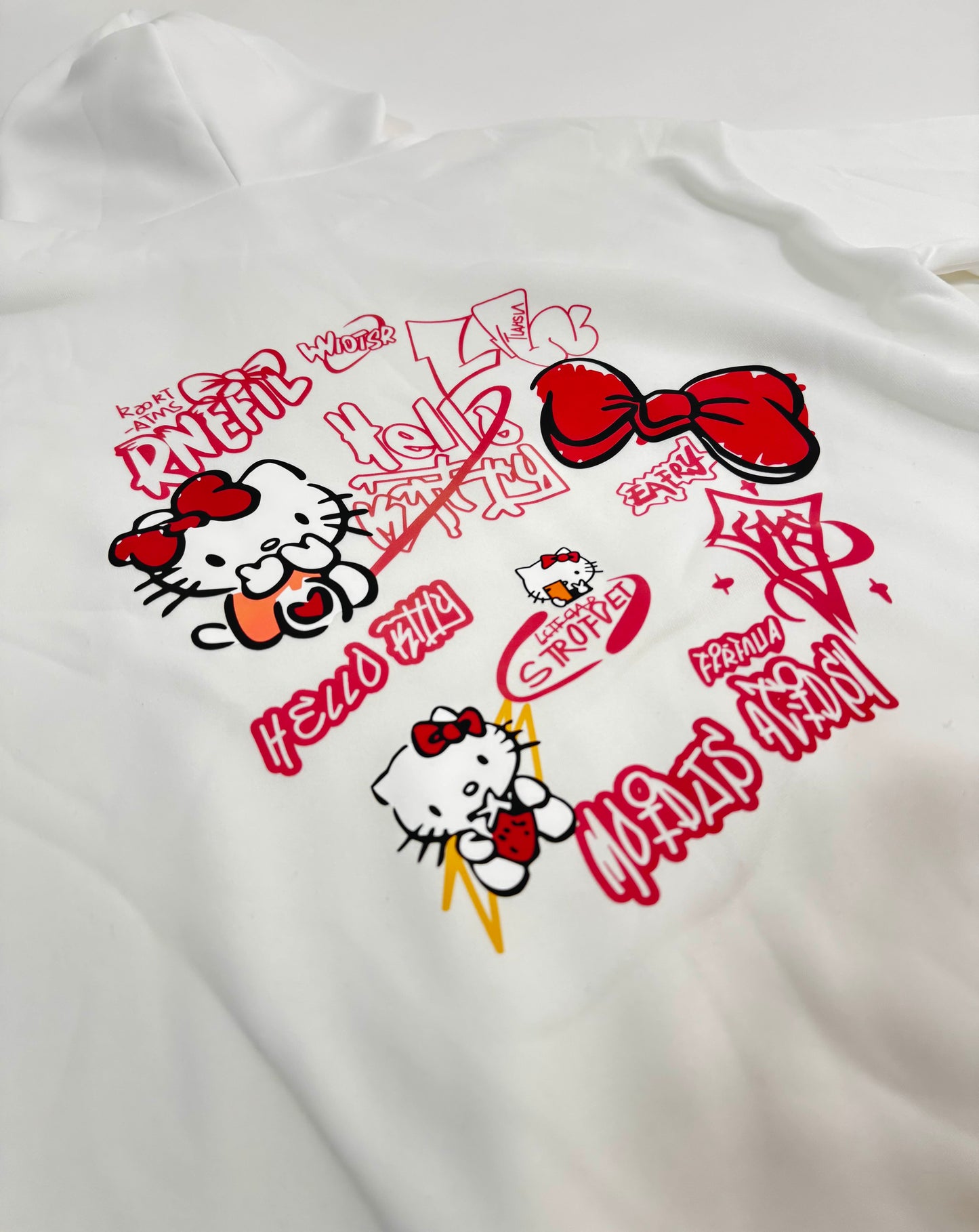 Hello Kitty Mikina Graphic Bílá